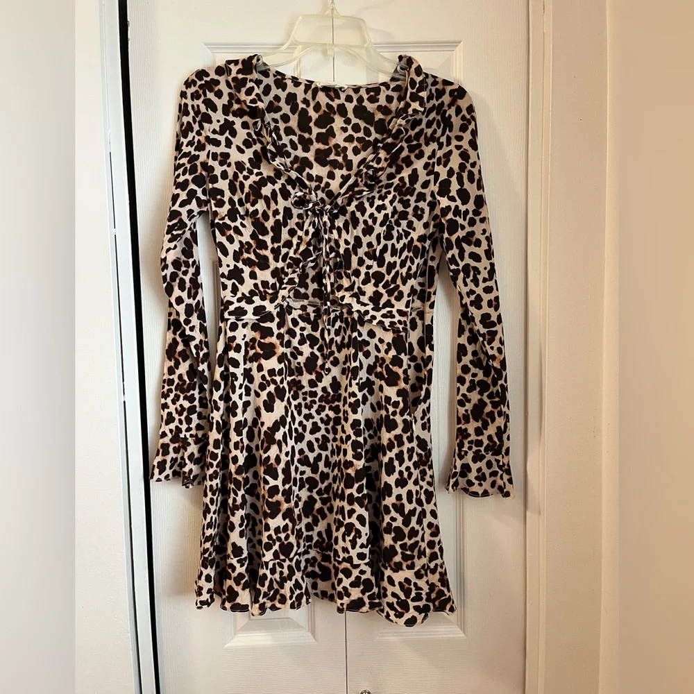 For Love and Lemons Leo Keyhole Mini Dress size small animal print silk blend - Picture 3 of 11
